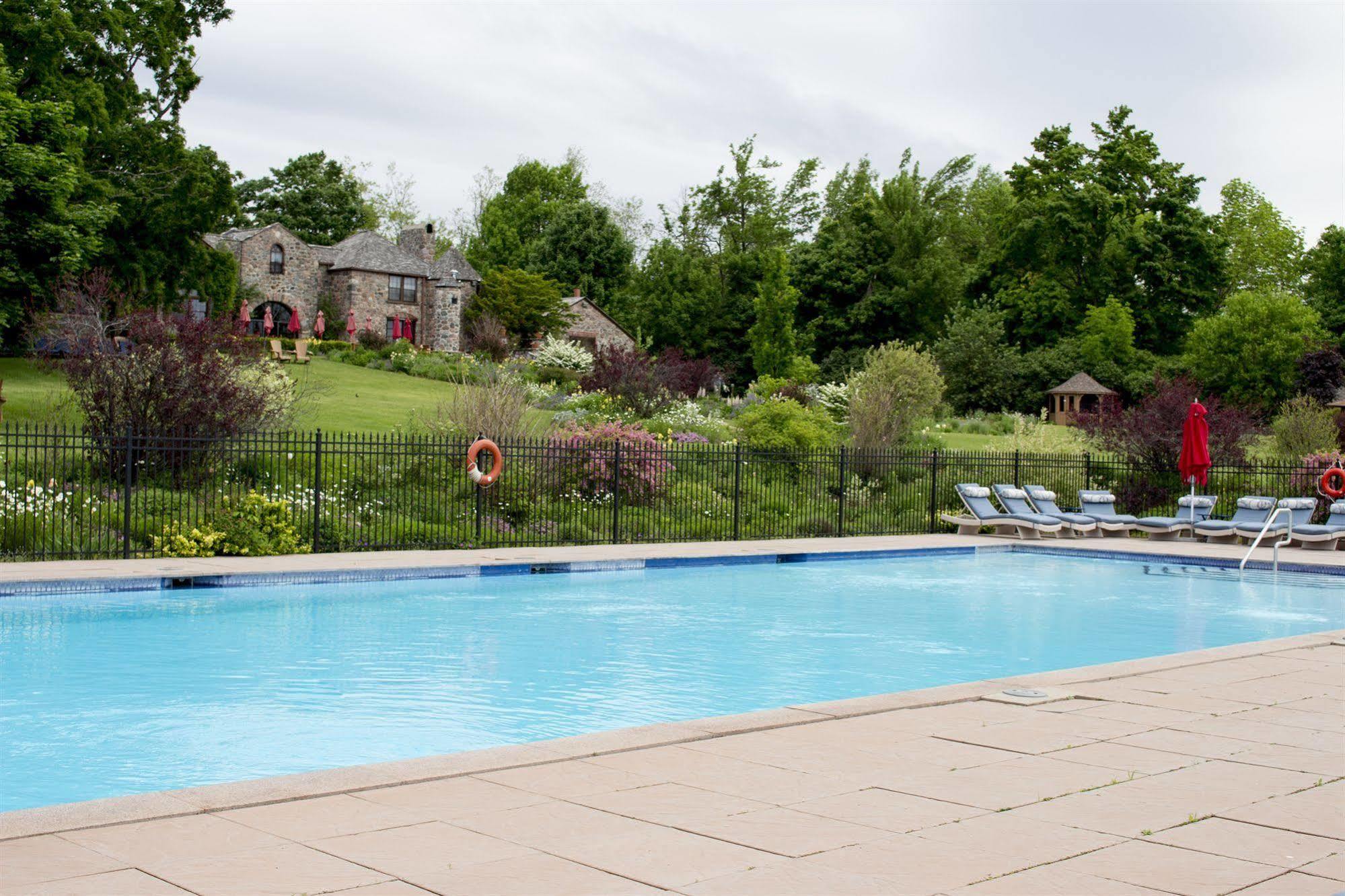 Ste. Anne'S Spa Grafton Екстер'єр фото